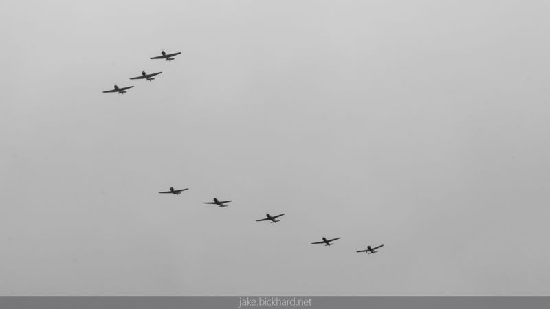 Illustration for article titled Airshow flying pics